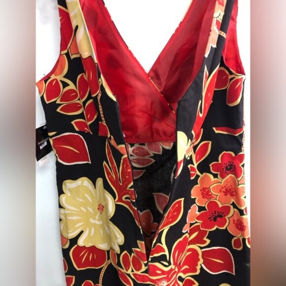 NWT MADISON LEIGH RED AND BLACK COTTON FLORAL SLEEVELESS V CROSS NECK SIZE 10 - Picture 5 of 7